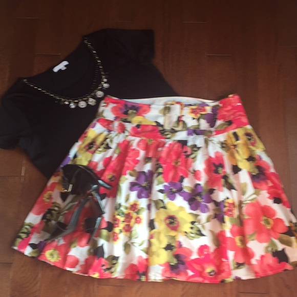 Apt. 9 Dresses & Skirts - Floral skirt